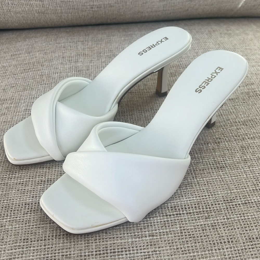 Never worn white leather mule heel brand new size 7